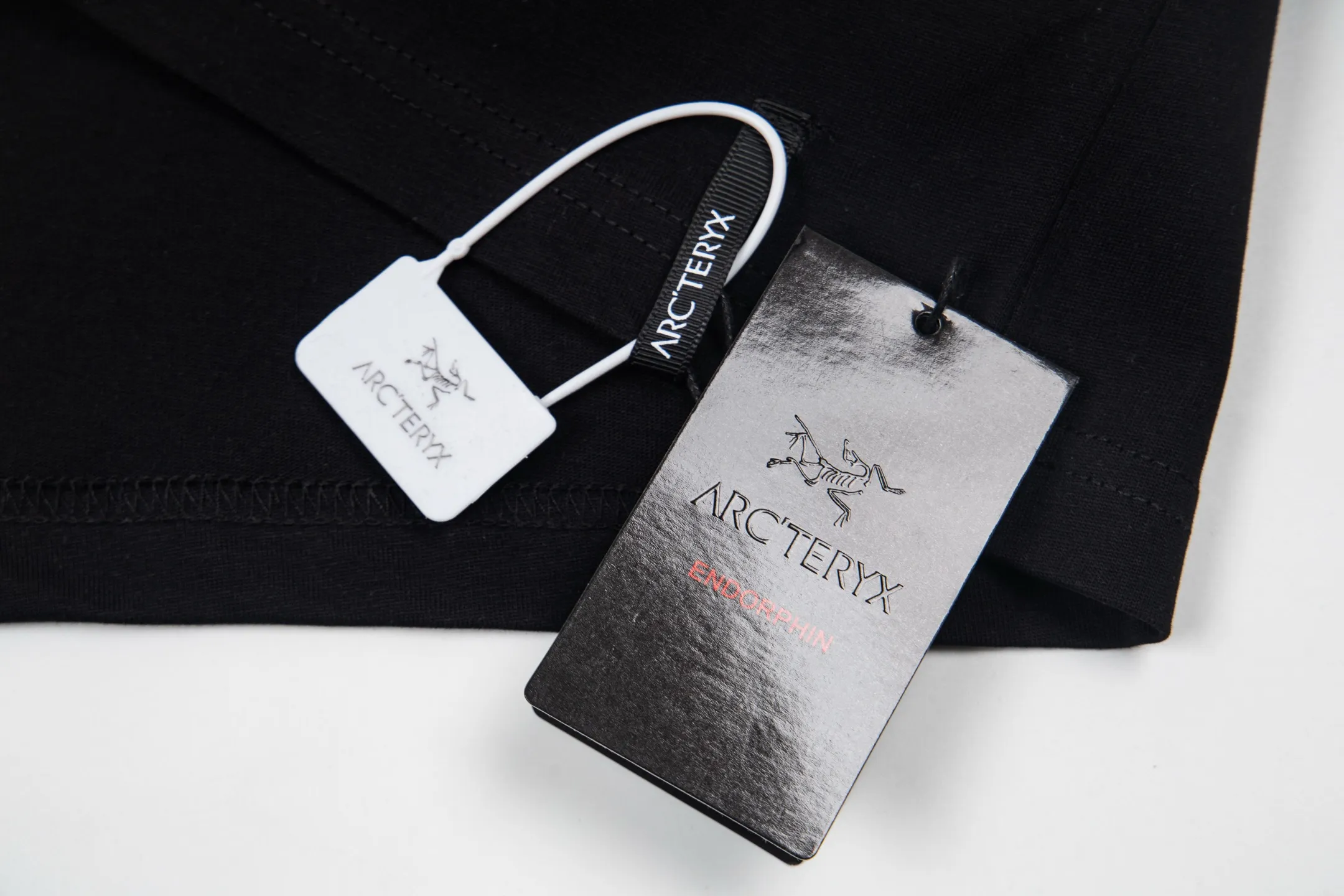 Arcteryx Cormac Series Logo LS T Same Style ✅ Size：XS S M L Black White